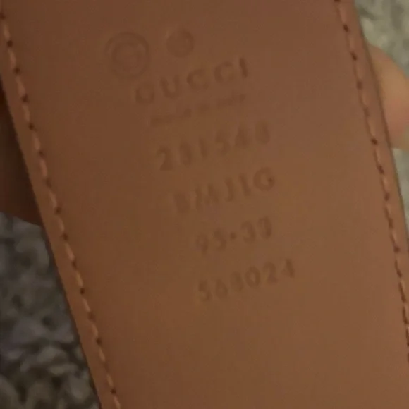 Gucci Pink Leather Belt Strap with Subtle Embossing - Picture 3 of 6